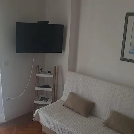 Apartament Garac *